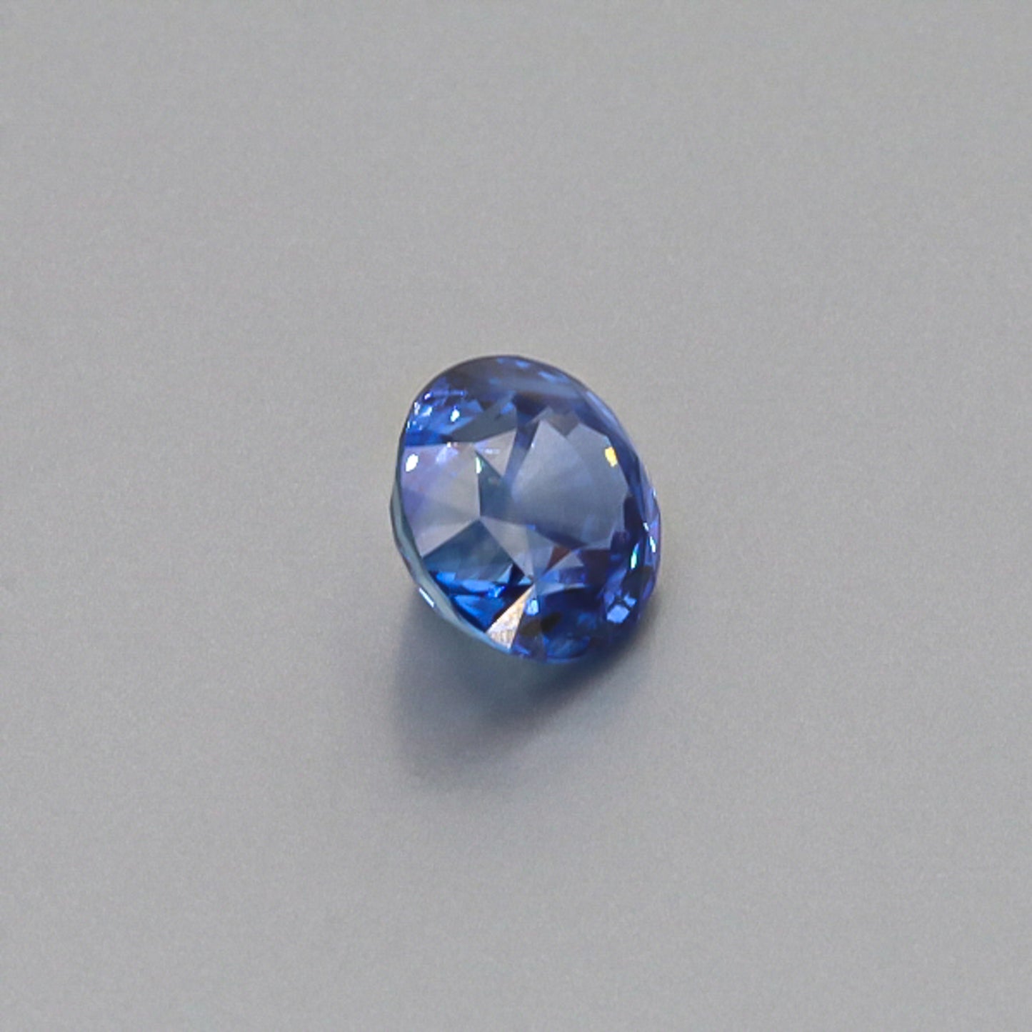 Natural Heated Blue Sapphire Round Shape 5.04 Carats With GIA Report