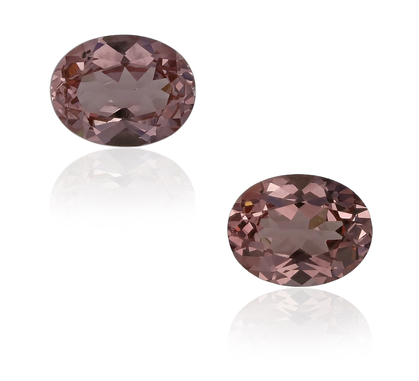 Load image into Gallery viewer, Natural Peach Garnet Pair 4.50 Total Carats
